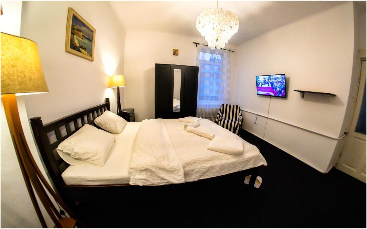 Clucerului Sun Residence Villa บูคาเรสต์ ภายนอก รูปภาพ