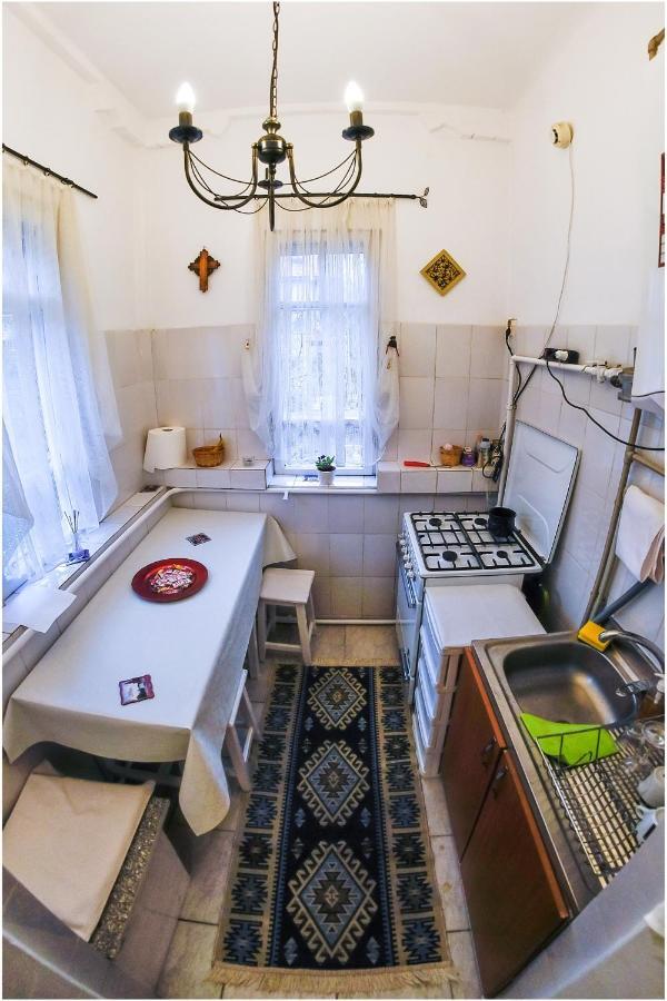 Clucerului Sun Residence Villa บูคาเรสต์ ภายนอก รูปภาพ